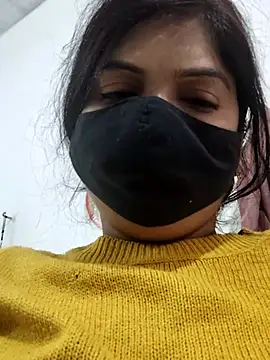 Snapshot of illay_love chatting on February 23, 4:14 am illay love online show from February 23, 4:14 am