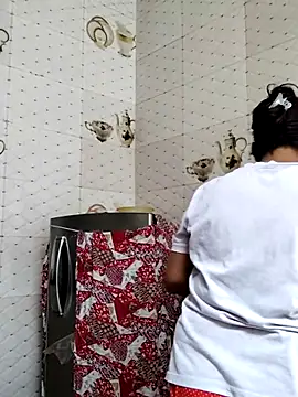 illay love online show from October 19, 7:11 am