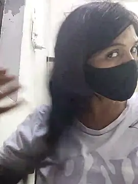 illay love online show from November 17, 4:55 pm