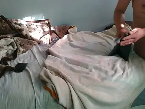 Snapshot of Horny208 chatting on October 24, 2:16 pm Horny208 online show from October 24, 2:16 pm