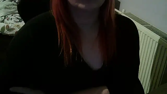 Snapshot of curvybabe123 chatting on March 3, 8:16 pm curvybabe123 online show from March 3, 8:16 pm