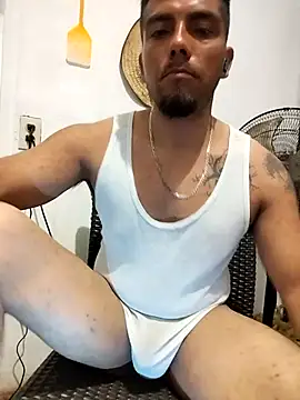 alfredyy55 online show from October 16, 6:21 am