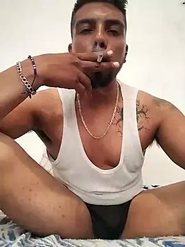 alfredyy55 online show from September 28, 3:52 pm