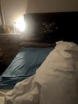 Snapshot of maturemale2024 chatting on December 15, 7:25 am maturemale2024 online show from December 15, 7:25 am