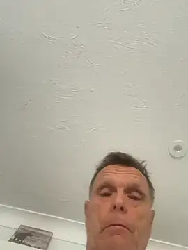 maturemale2024 online show from March 9, 7:56 am