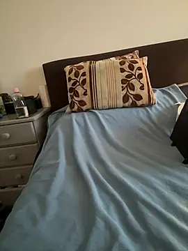 maturemale2024 online show from April 12, 6:11 pm