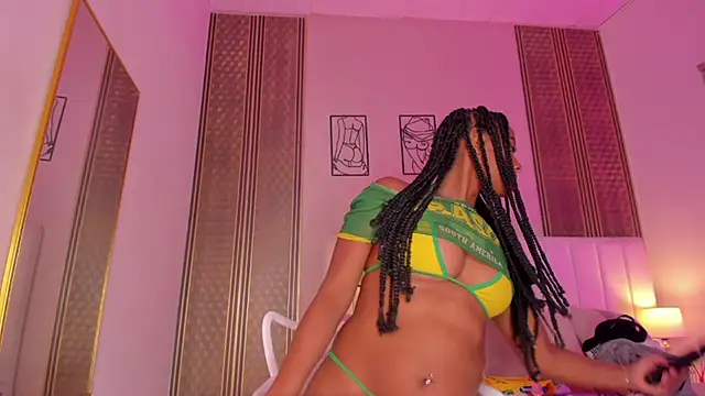 zoe sky  online show from October 20, 11:33 am