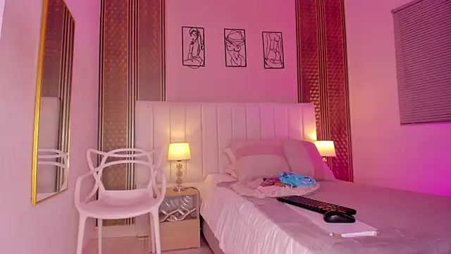 zoe sky  online show from January 8, 11:38 am