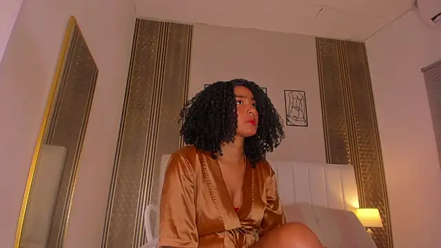 zoe sky  online show from March 24, 11:32 am