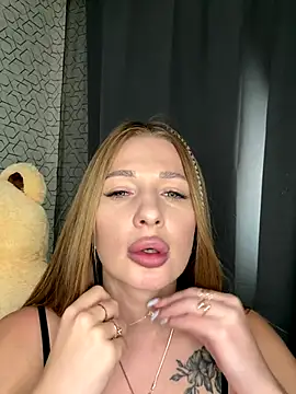 Snapshot of Tatti-Go chatting on September 14, 12:49 pm Tatti-Go online show from September 14, 12:49 pm