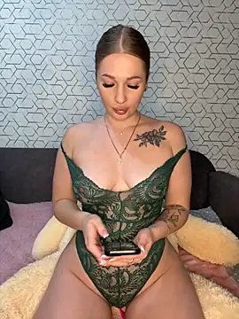 Snapshot of Tatti-Go chatting on November 22, 11:42 am Tatti-Go online show from November 22, 11:42 am