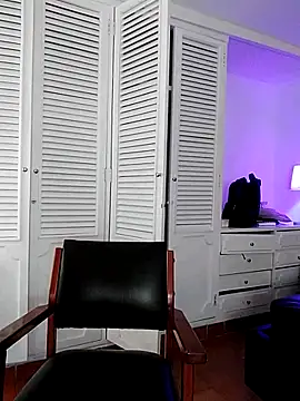 Adel Nesbiit online show from March 16, 7:38 pm