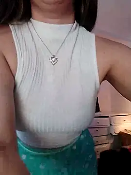 Adel Nesbiit online show from March 26, 7:56 pm