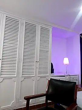 Adel Nesbiit online show from March 6, 7:42 pm