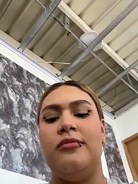 Snapshot of SofiaJoness_ chatting on November 20, 8:09 pm SofiaJoness online show from November 20, 8:09 pm