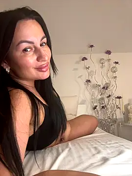 Helena7077 online show from September 11, 8:53 pm