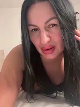 Helena7077 online show from November 12, 11:08 pm