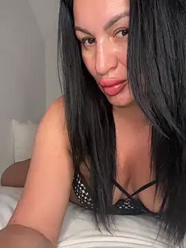 Helena7077 online show from June 15, 10:20 pm