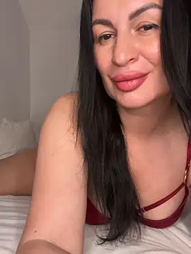 Helena7077 online show from May 15, 10:30 pm
