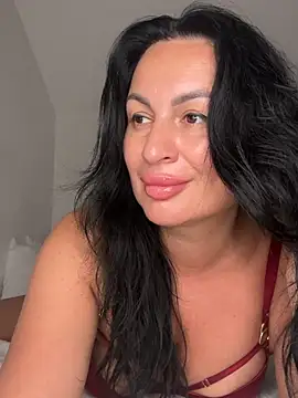 Helena7077 online show from July 16, 10:40 pm