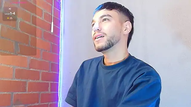 Leandro valenzuela online show from November 21, 3:44 pm