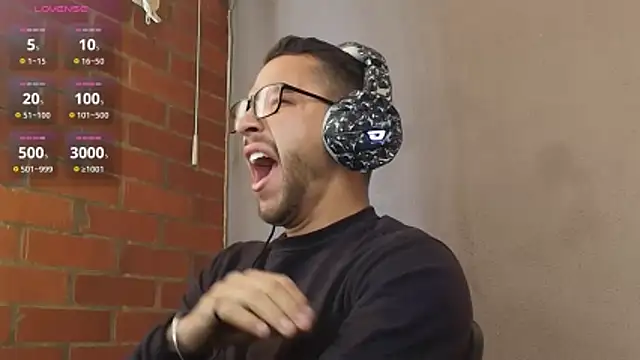 Leandro valenzuela online show from March 19, 1:33 pm