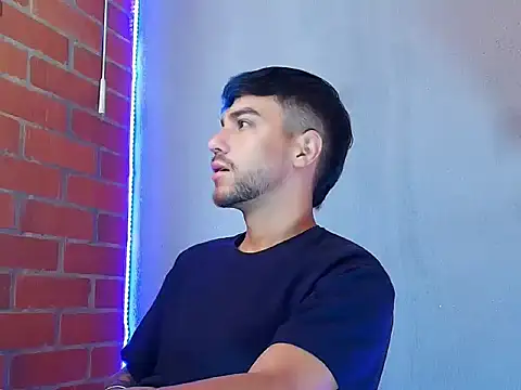 Leandro valenzuela online show from November 10, 3:06 pm