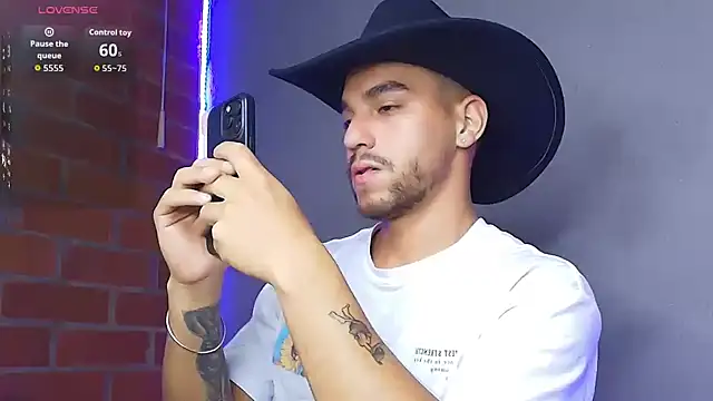 Leandro valenzuela online show from March 9, 12:25 am