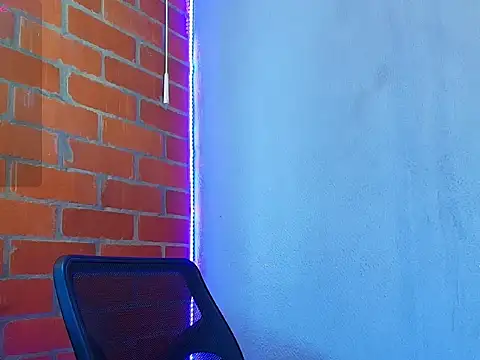 Leandro valenzuela online show from October 26, 2:50 pm