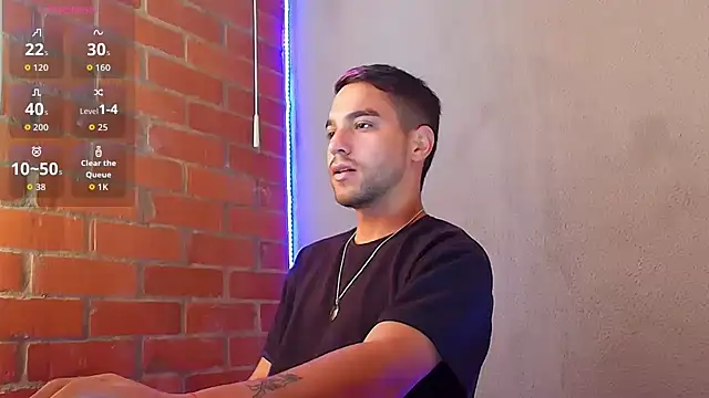 Snapshot of Leandro_valenzuela chatting on February 5, 3:41 pm Leandro valenzuela online show from February 5, 3:41 pm