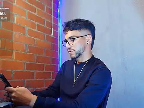 Leandro valenzuela online show from October 29, 3:22 pm