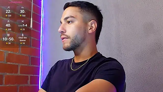 Snapshot of Leandro_valenzuela chatting on February 13, 1:55 pm Leandro valenzuela online show from February 13, 1:55 pm