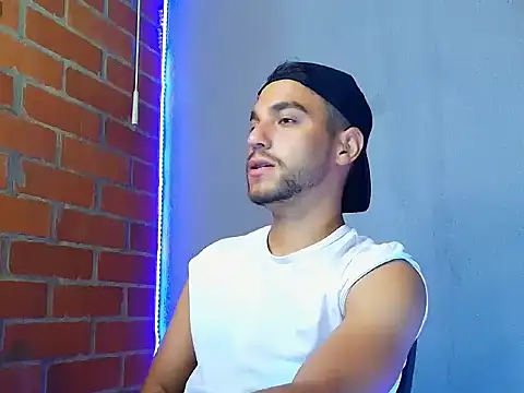 Leandro valenzuela online show from October 23, 2:10 am