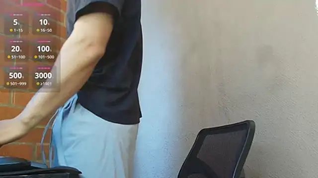 Leandro valenzuela online show from May 8, 3:16 pm