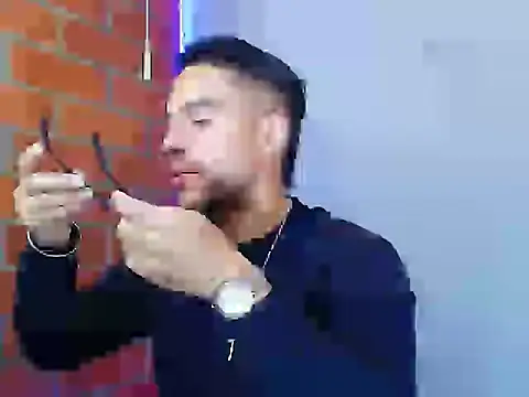 Leandro valenzuela online show from September 21, 4:56 pm