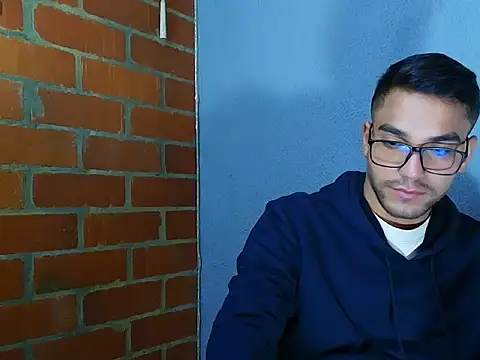 Leandro valenzuela online show from September 21, 2:06 am