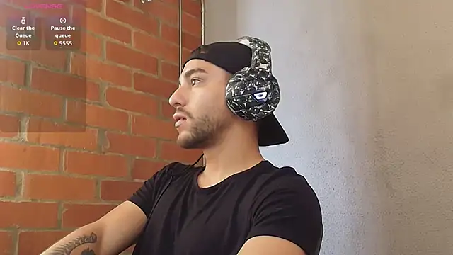 Leandro valenzuela online show from March 23, 6:30 pm