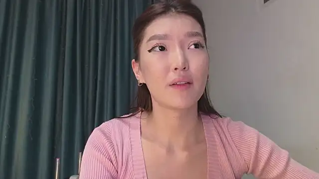 AudreyMell online show from December 1, 1:01 pm