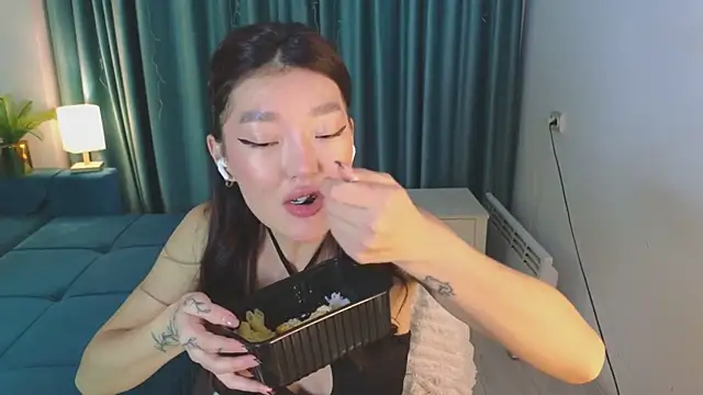 AudreyMell online show from October 26, 2:39 pm