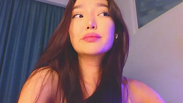 AudreyMell online show from March 11, 2:00 pm