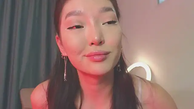 AudreyMell online show from February 6, 1:40 pm