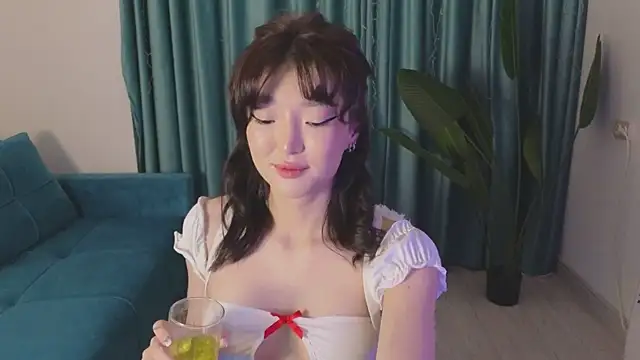 Snapshot of AudreyMell chatting on March 15, 2:45 pm AudreyMell online show from March 15, 2:45 pm