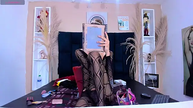 AlissonSpears online show from March 26, 8:40 pm