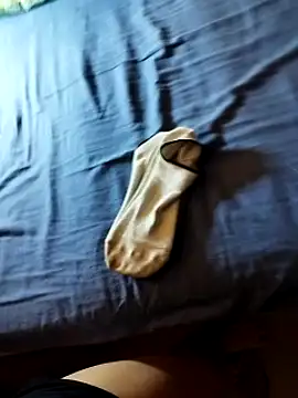 Snapshot of Crazzy_Maiky chatting on December 9, 9:58 pm Crazzy Maiky online show from December 9, 9:58 pm