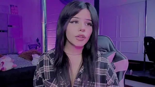 BonnieAnderson  online show from April 5, 7:53 pm