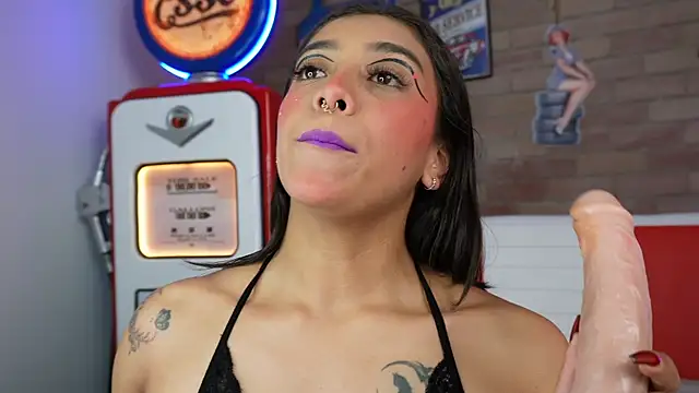 miss collins online show from March 31, 5:59 pm