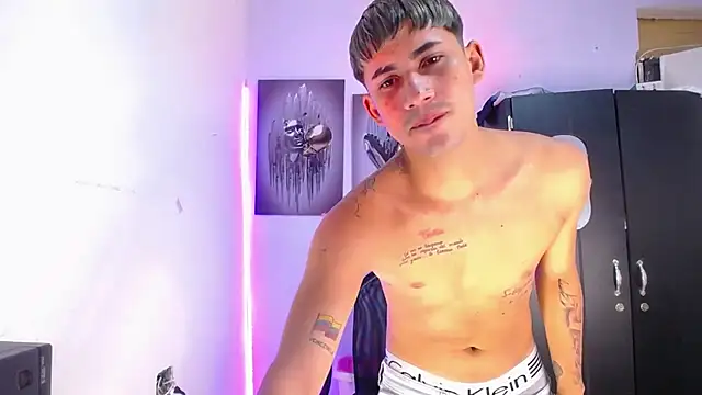 boy latino sex online show from November 14, 9:57 am
