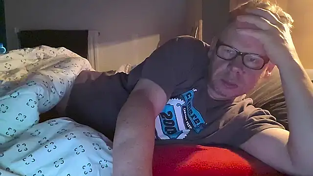 kinkyslet8 online show from October 27, 7:42 am