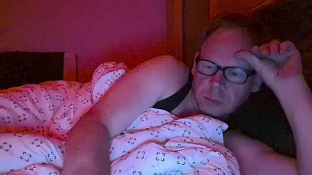 kinkyslet8 online show from September 29, 9:20 pm