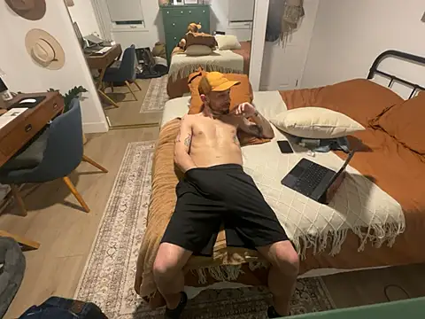 RuffClvb online show from December 24, 8:00 am